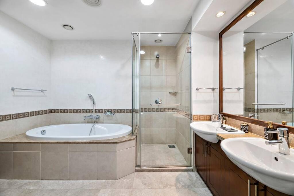 Stonetree - Fairmont North 2 Bedroom - Access Dubai