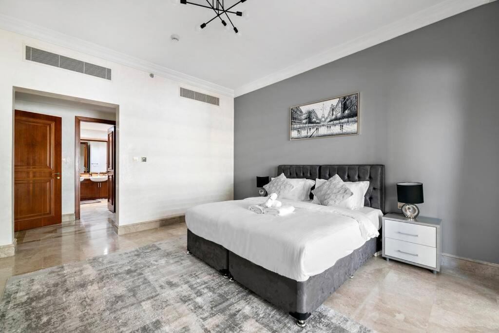 Stonetree - Fairmont North 2 Bedroom - Access Apartment Dubai